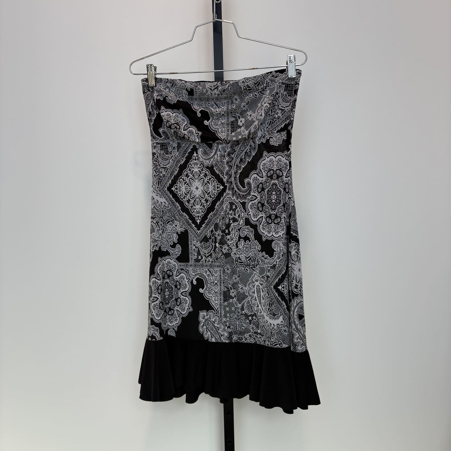 Small black abstract strapless euro dress
